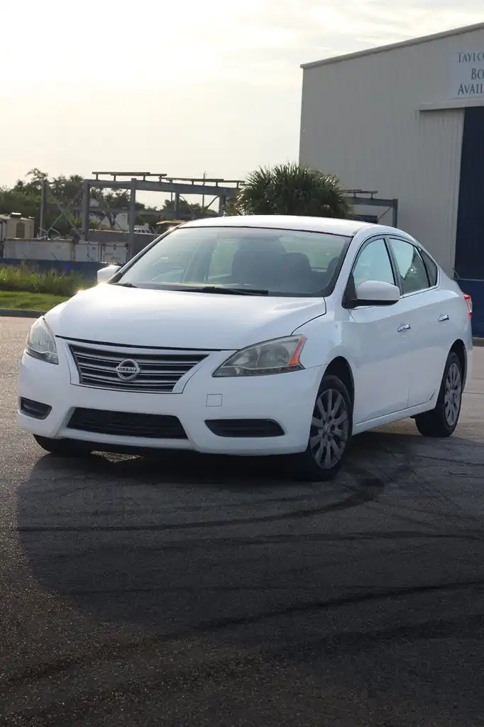 2015 Nissan Sentra S CVT's photo