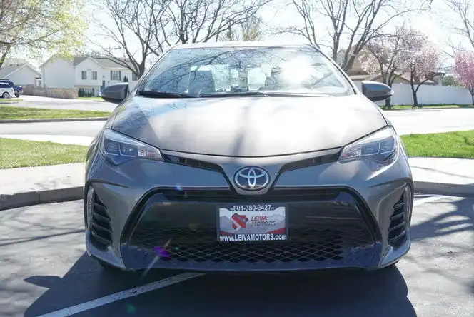 2017 Toyota Corolla SE AT's photo