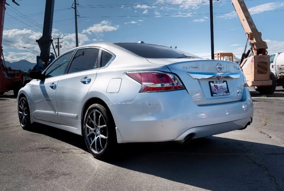 2014 Nissan Altima 2.5 SV photo 5