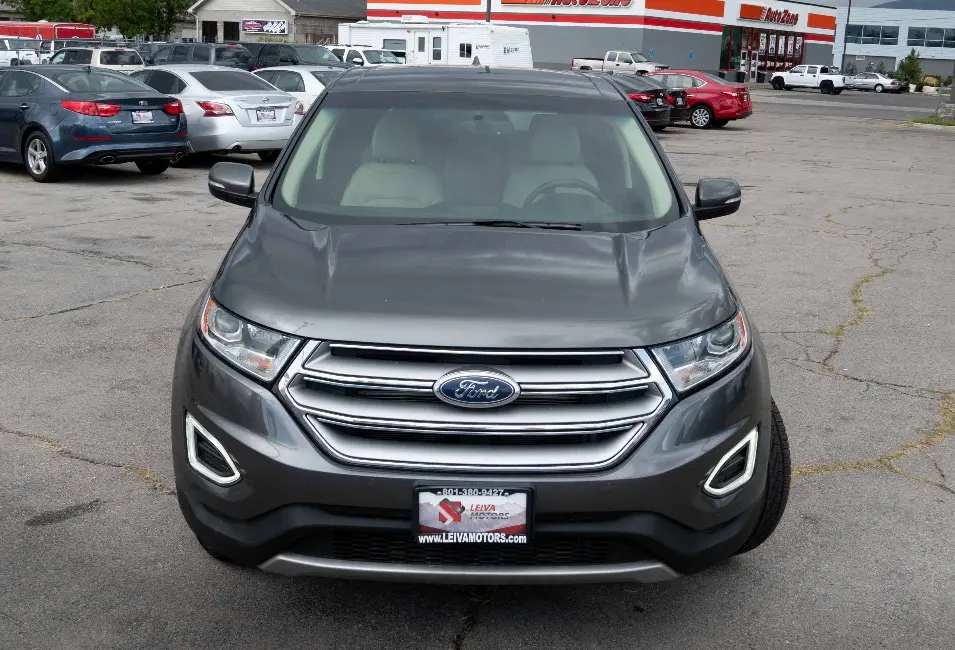 2016 Ford Edge SEL AWD photo 4