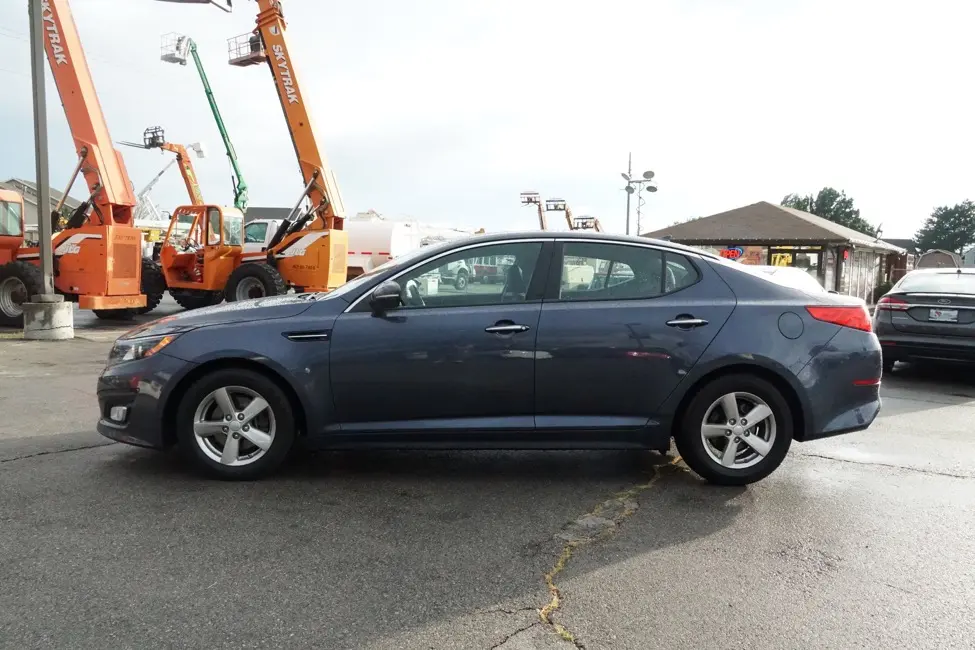 2015 Kia Optima LX Auto photo 5