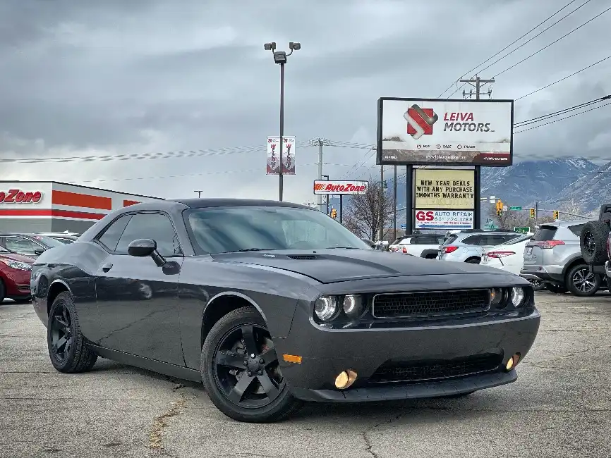 2013 Dodge Challenger R/T's photo