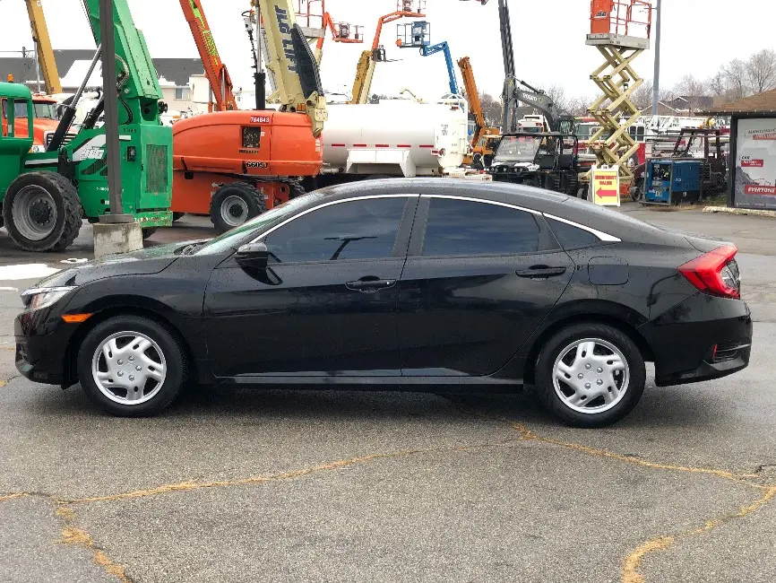 2016 Honda Civic LX CVT photo 4
