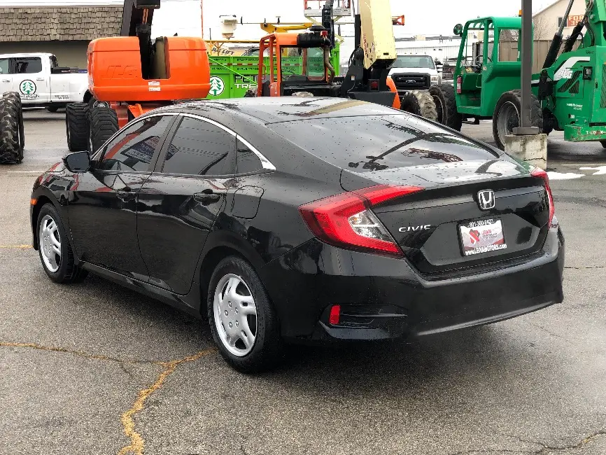 2016 Honda Civic LX CVT photo 5