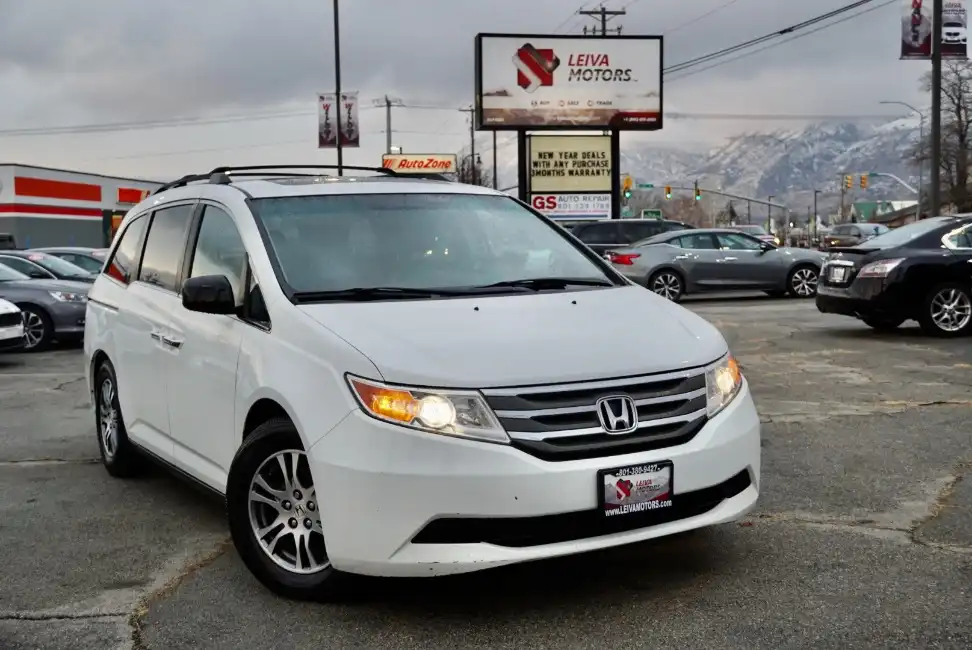 2011 Honda Odyssey EX-L w/DVD Rear Entertainment System's photo