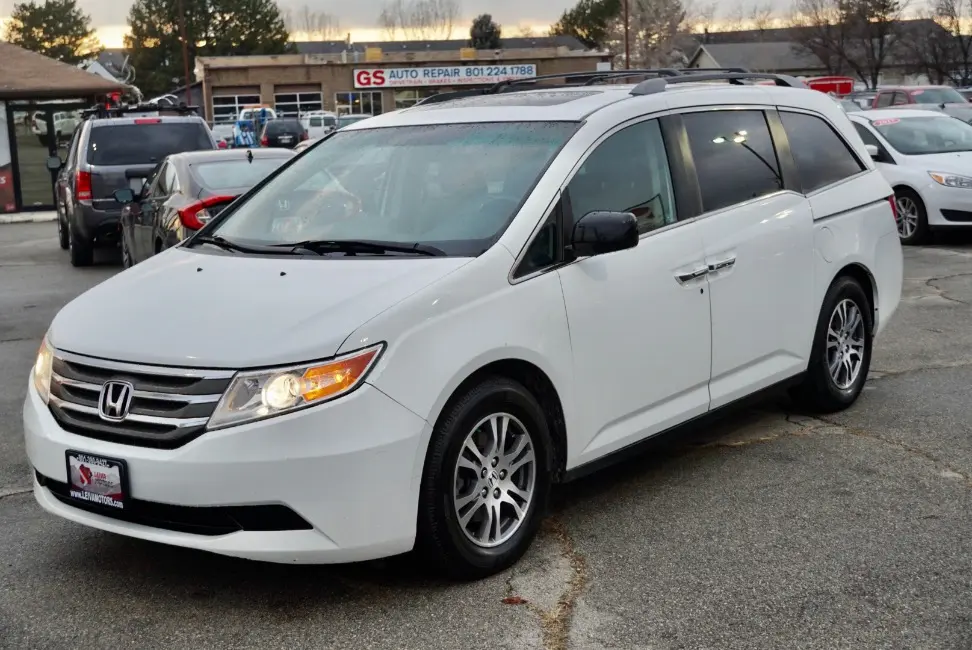 2011 Honda Odyssey EX-L RES System photo 3