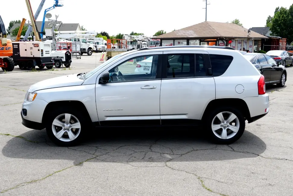 2011 Jeep Compass Base photo 5