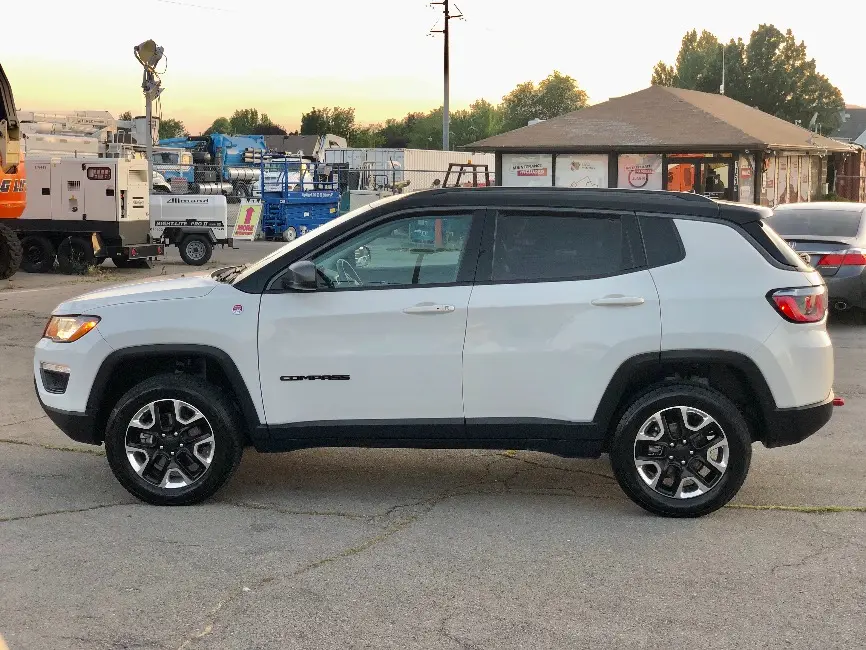 2019 Jeep Compass Trailhawk 4X4 photo 5