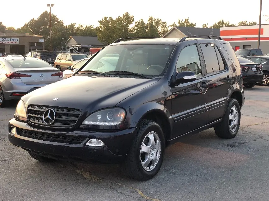 2002 Mercedes-Benz M-Class ML320 photo 3