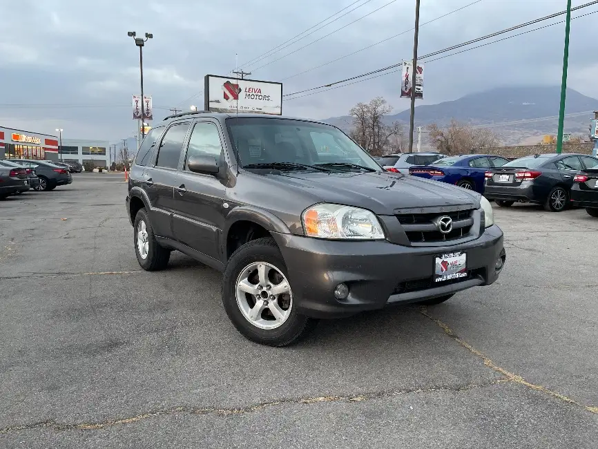 2005 Mazda Tribute s photo 1