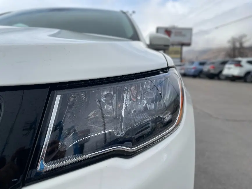 2021 Jeep Compass Limited 4X4 photo 3