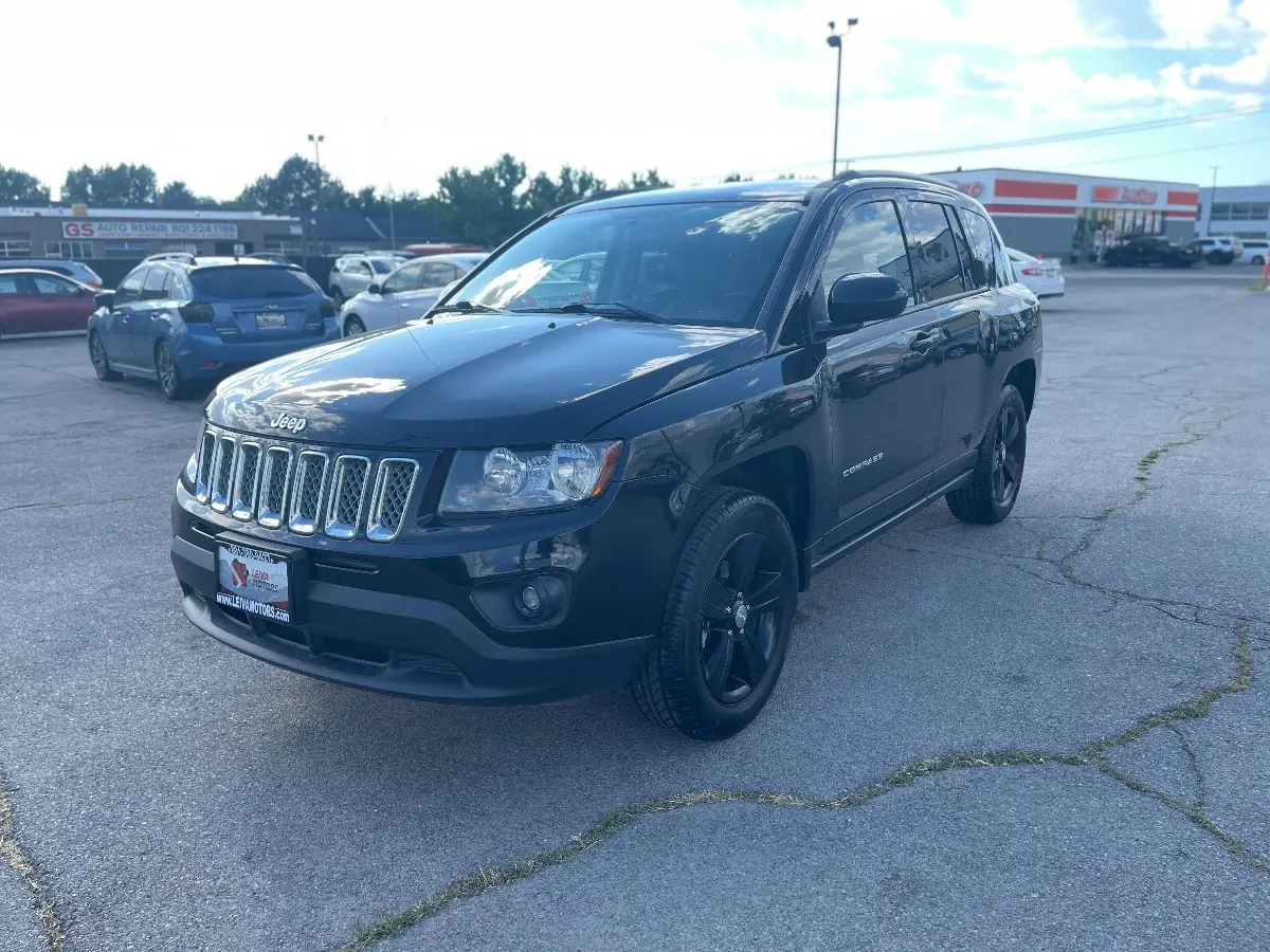 2016 Jeep Compass Latitude 4X4 photo 3