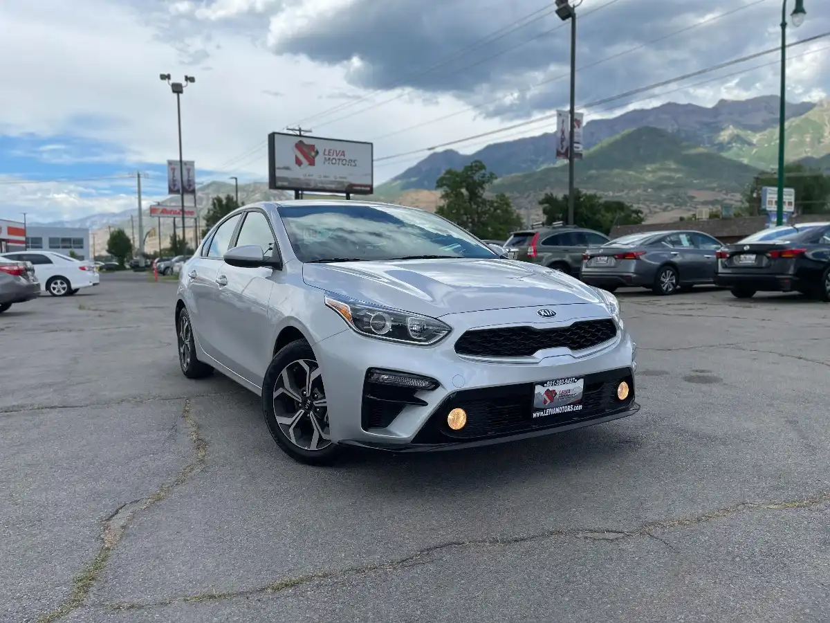 2021 Kia Forte LXS AT's photo