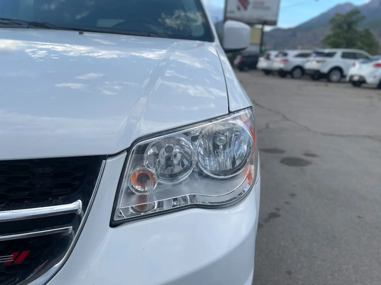 2016 Dodge Grand Caravan SXT photo 3