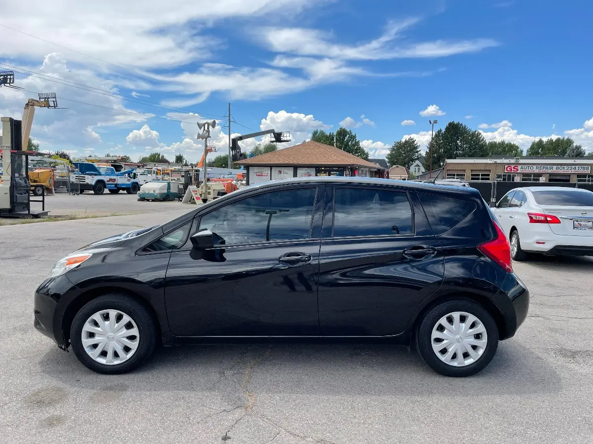 2016 Nissan Versa Note 1.6 SV CVT photo 5