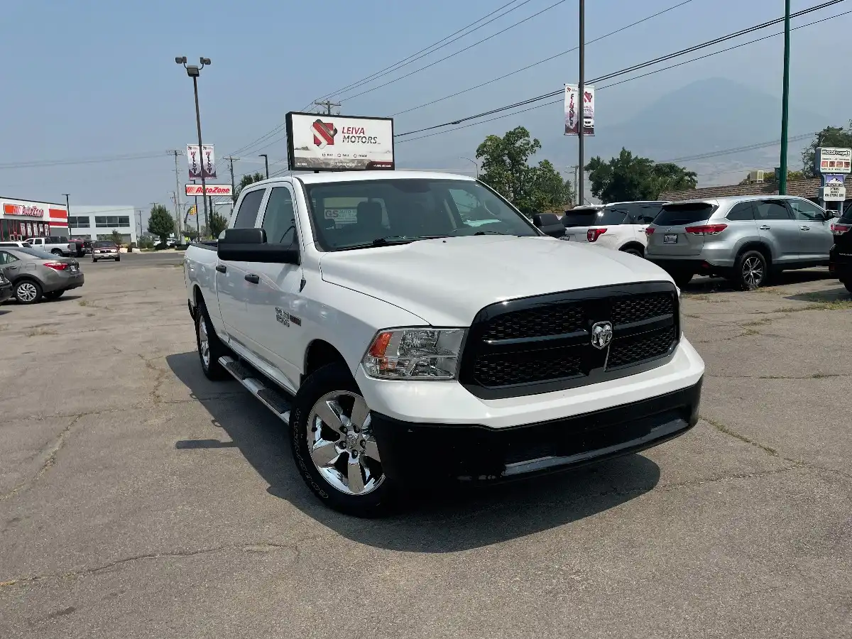 2015 RAM 1500 Tradesman 4x4 Crew Cab LWB's photo