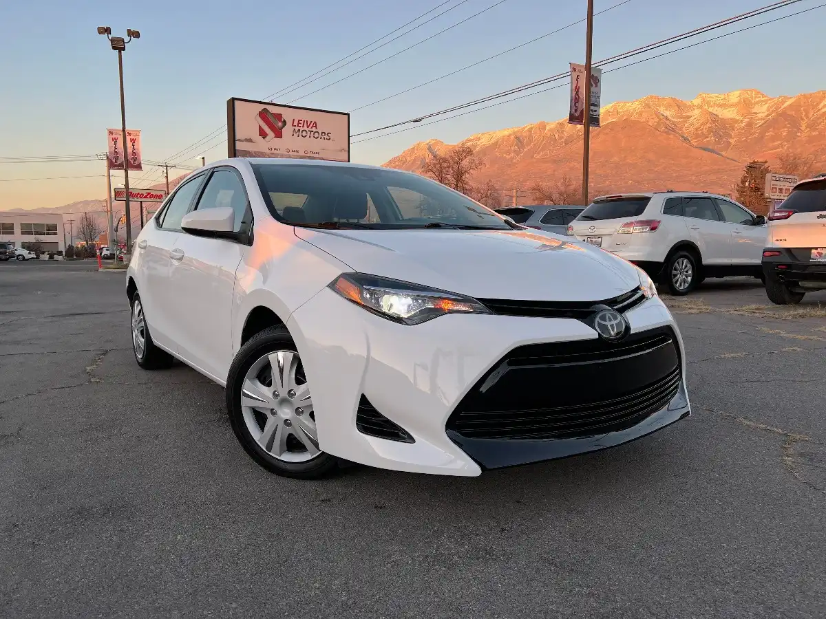 2017 Toyota Corolla LE AT's photo