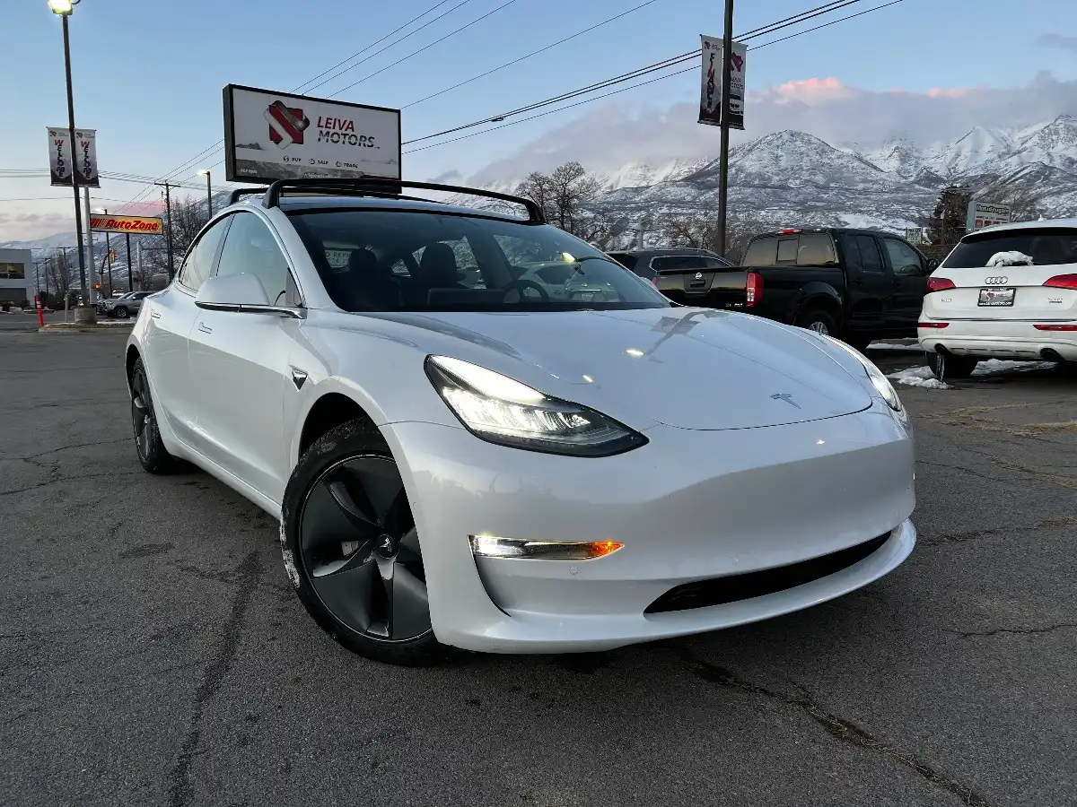 2019 Tesla Model 3 Dual Motor All-Whel Drive Long Range's photo