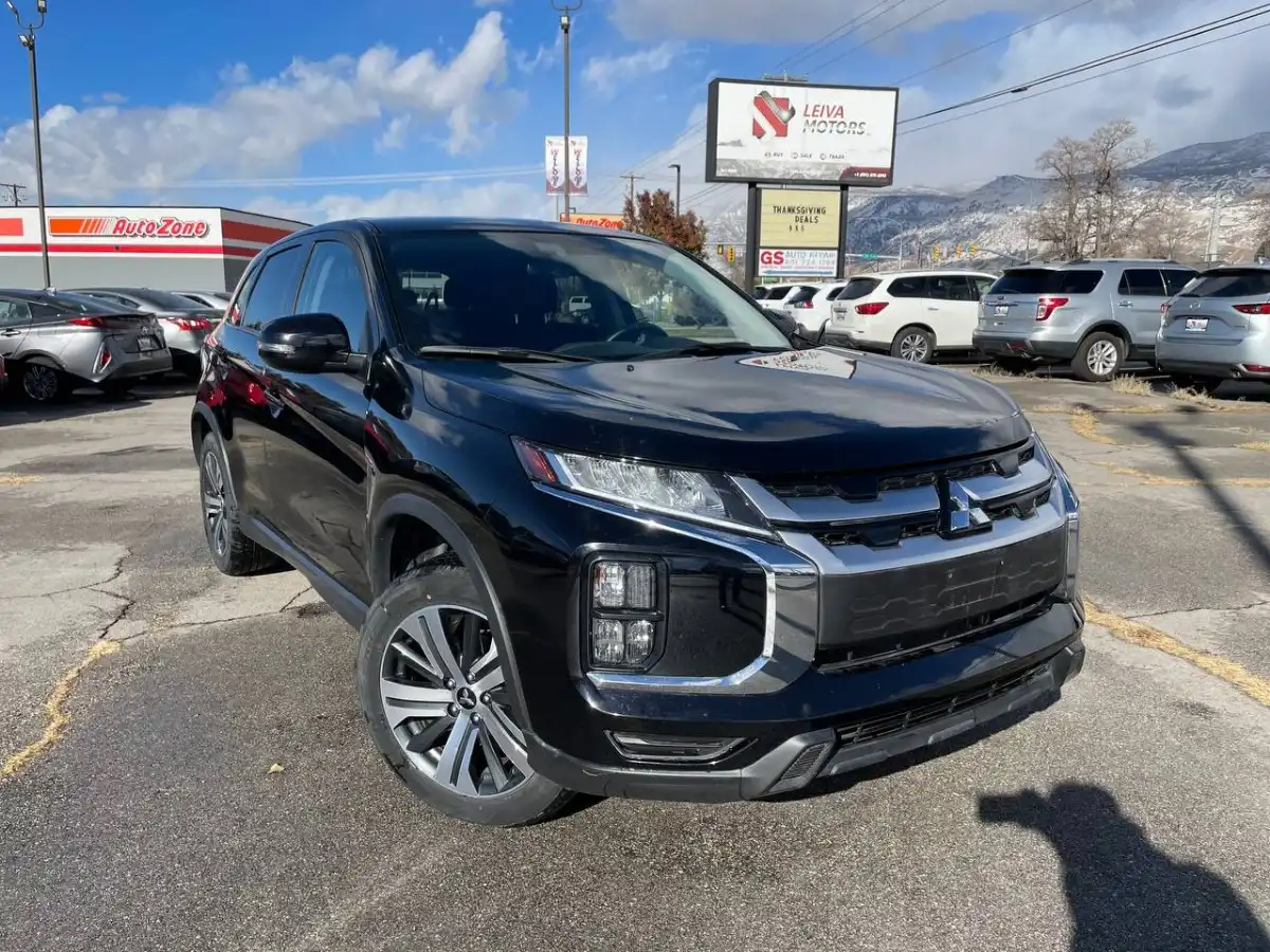 2021 Mitsubishi Outlander Sport 2.0 SE AWC CVT's photo