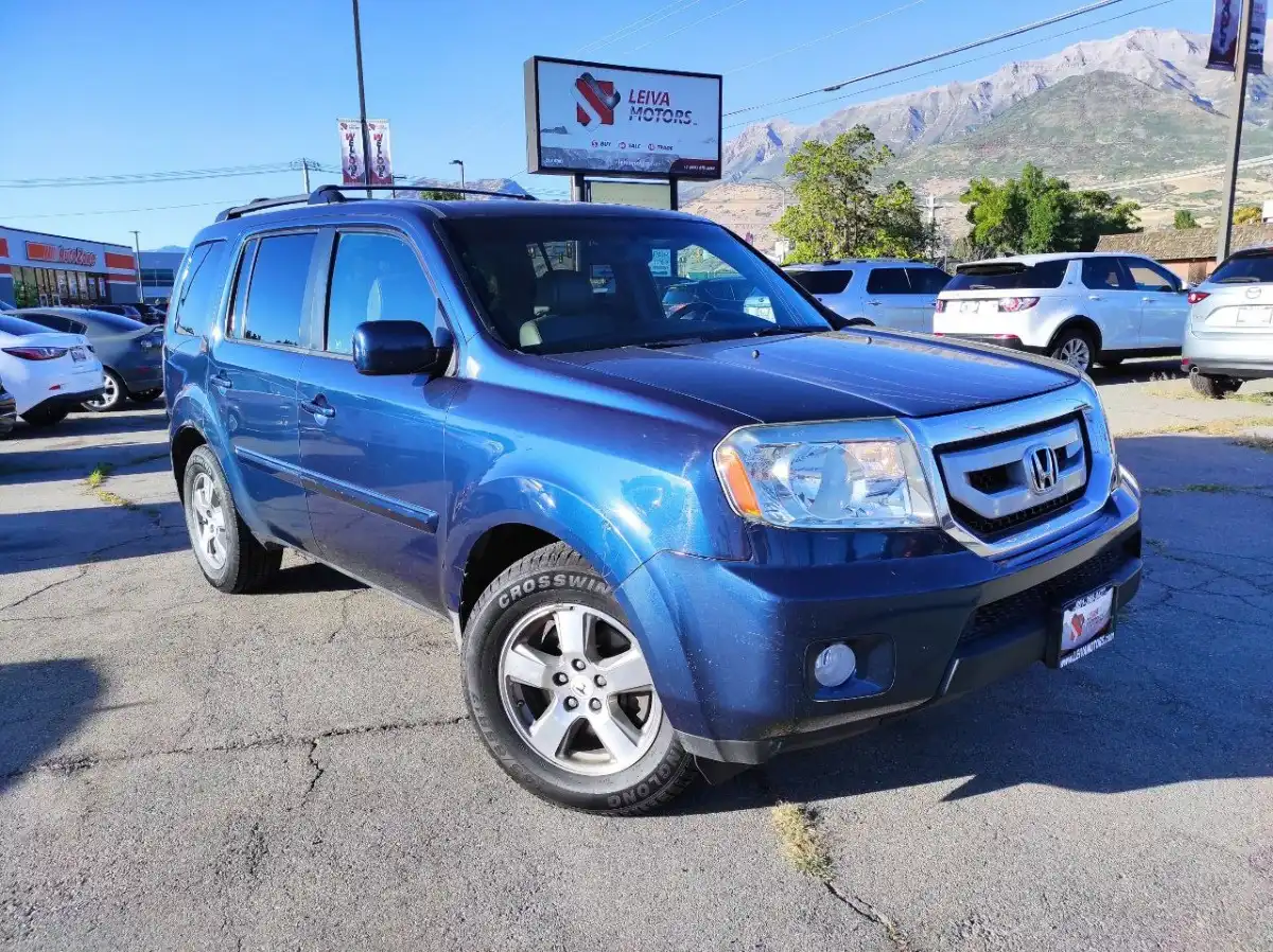 2010 Honda Pilot EX-L 4WD w/ RES's photo