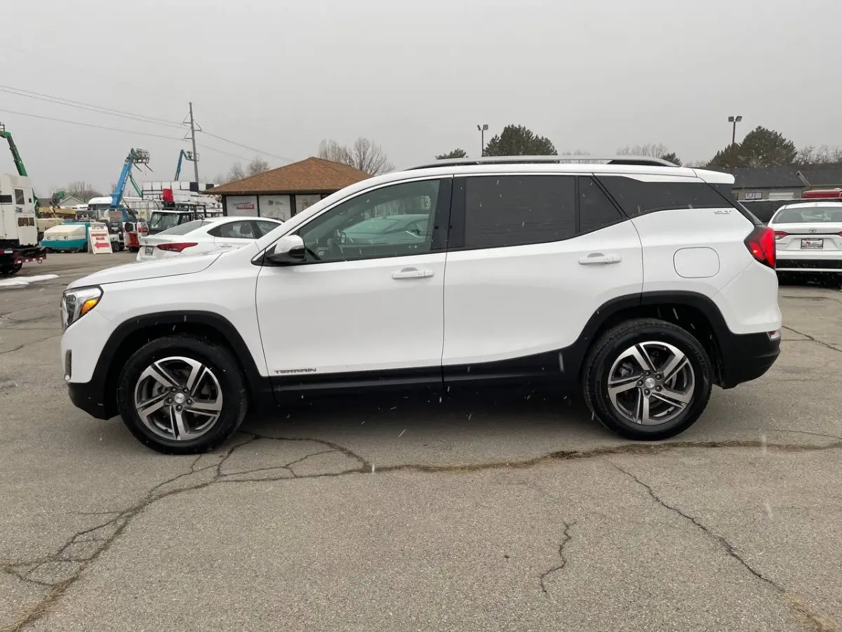 2021 GMC Terrain SLT AWD photo 4