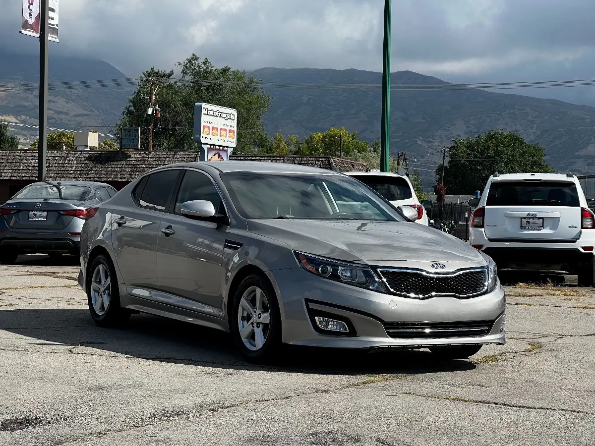 2014 Kia Optima LX Auto photo 4