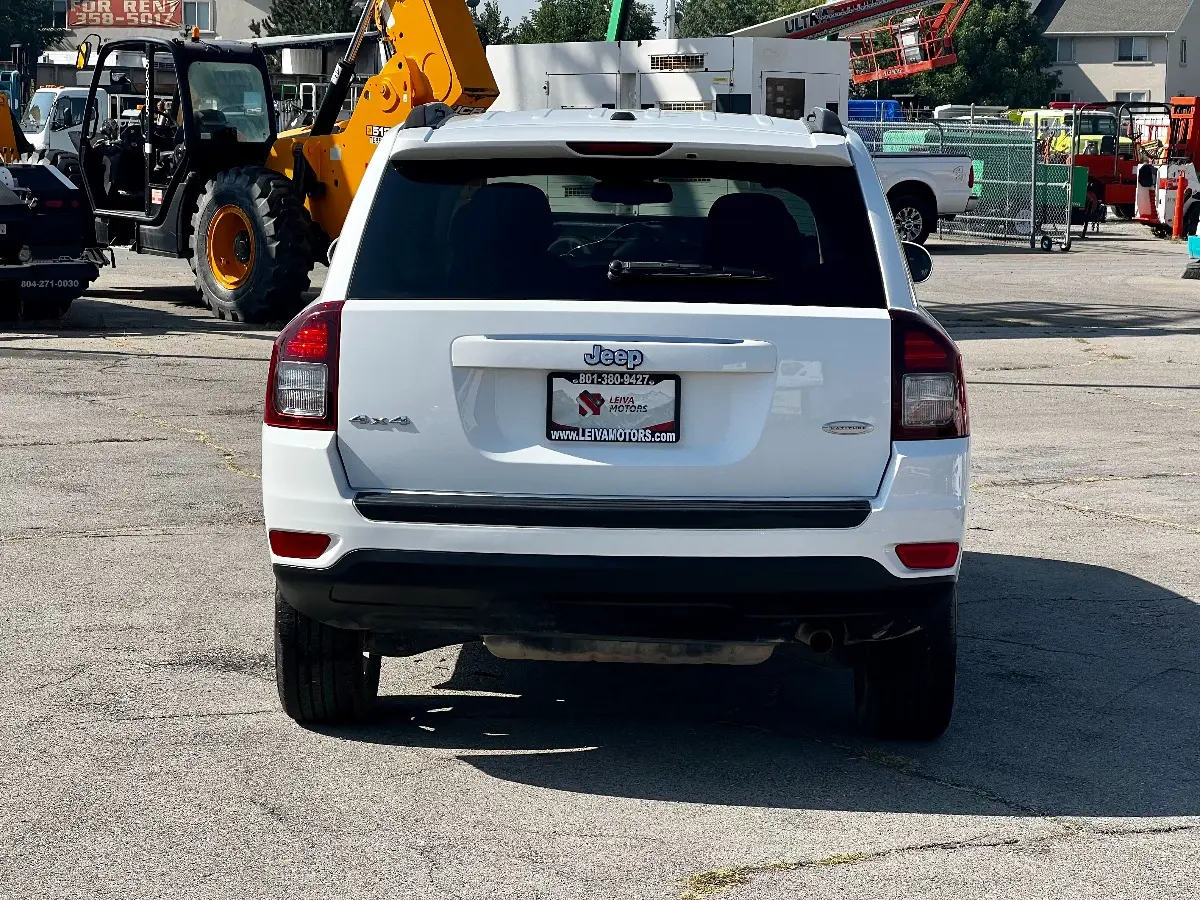 2017 Jeep Compass Latitude 4X4 photo 5