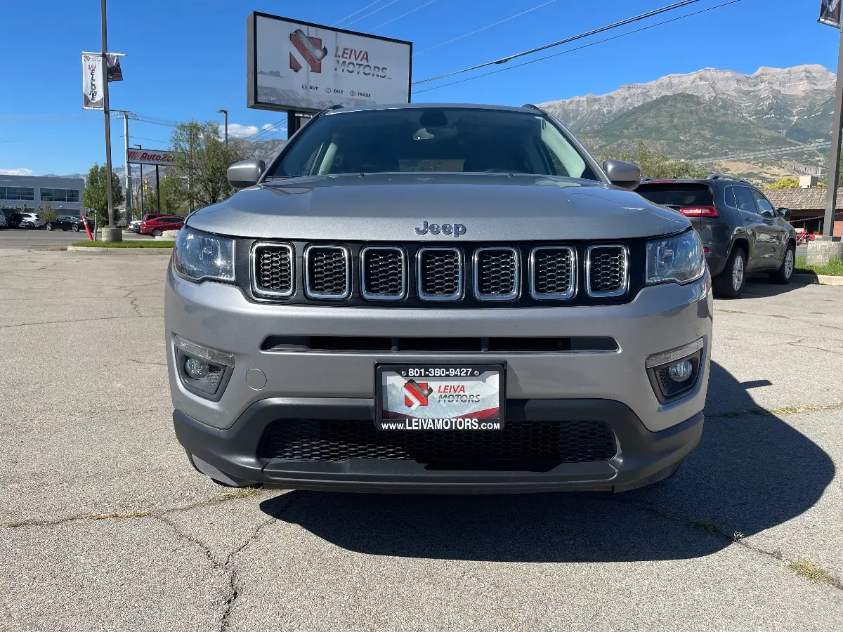 2021 Jeep Compass Latitude 4X4 photo 4