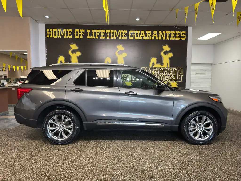 2023 Ford Explorer Limited High Package 4WD's photo