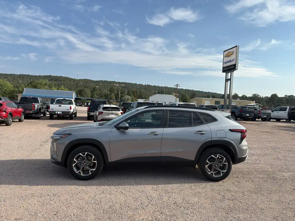 2026 Chevrolet Trax LT's photo