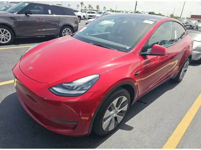 2022 Tesla Model Y Long Range Dual Motor All-Wheel Drive's photo