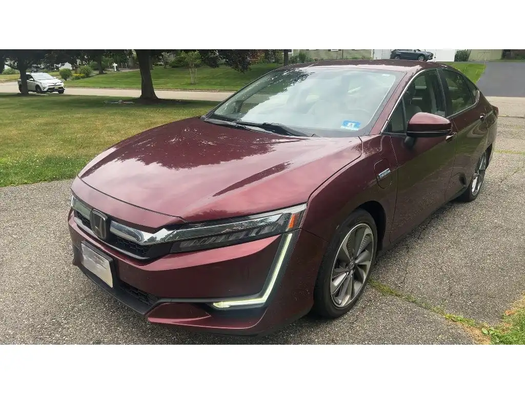 2018 Honda Clarity Touring Plug-In Hybrid's photo