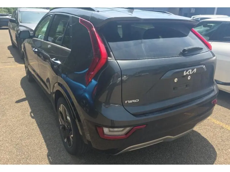 2023 Kia Niro Wave EV photo 4