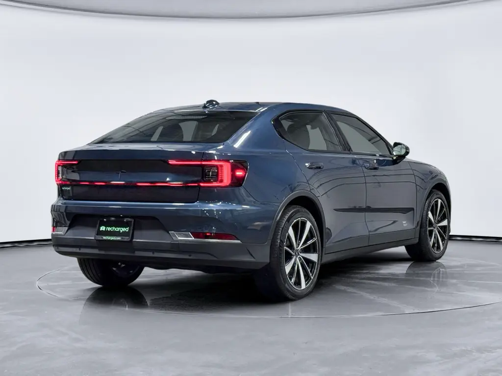 2021 Polestar 2 Pilot Plus photo 3