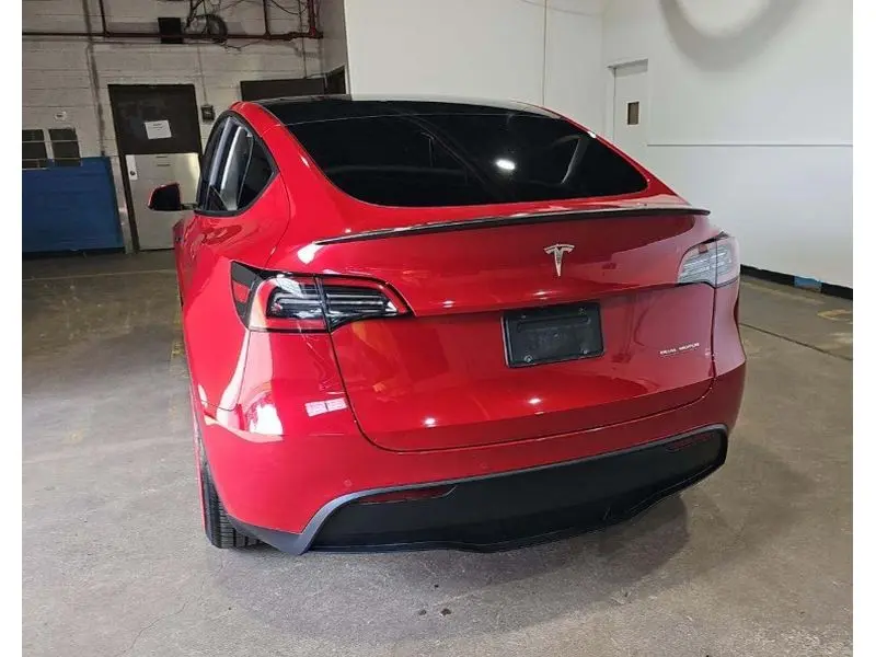 2022 Tesla Model Y Performance photo 3