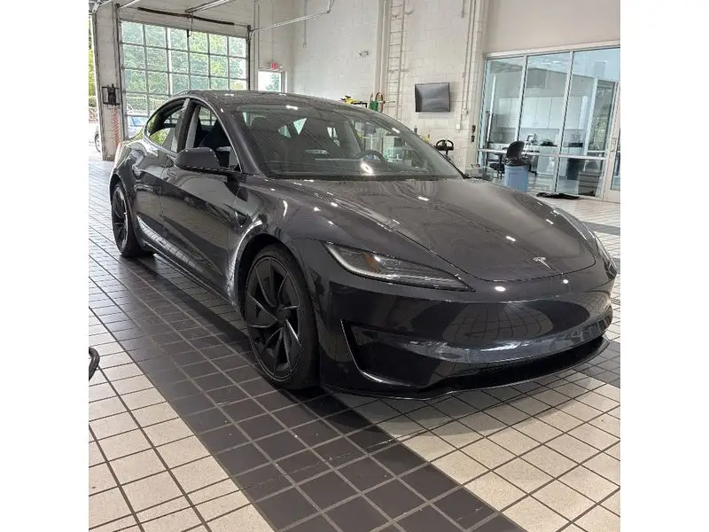 2024 Tesla Model 3 Base photo 1