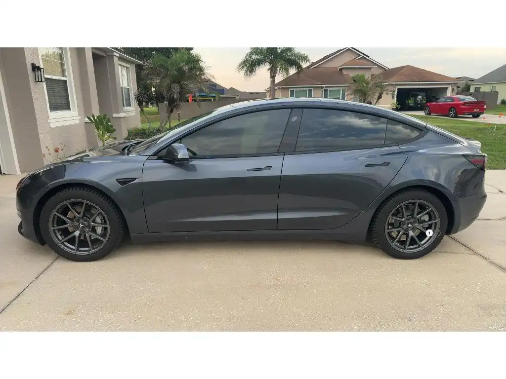 2021 Tesla Model 3 Long Range Dual Motor All-Wheel Drive's photo