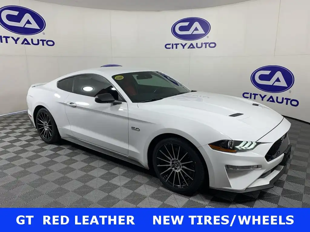 2018 Ford Mustang GT Coupe Premium's photo