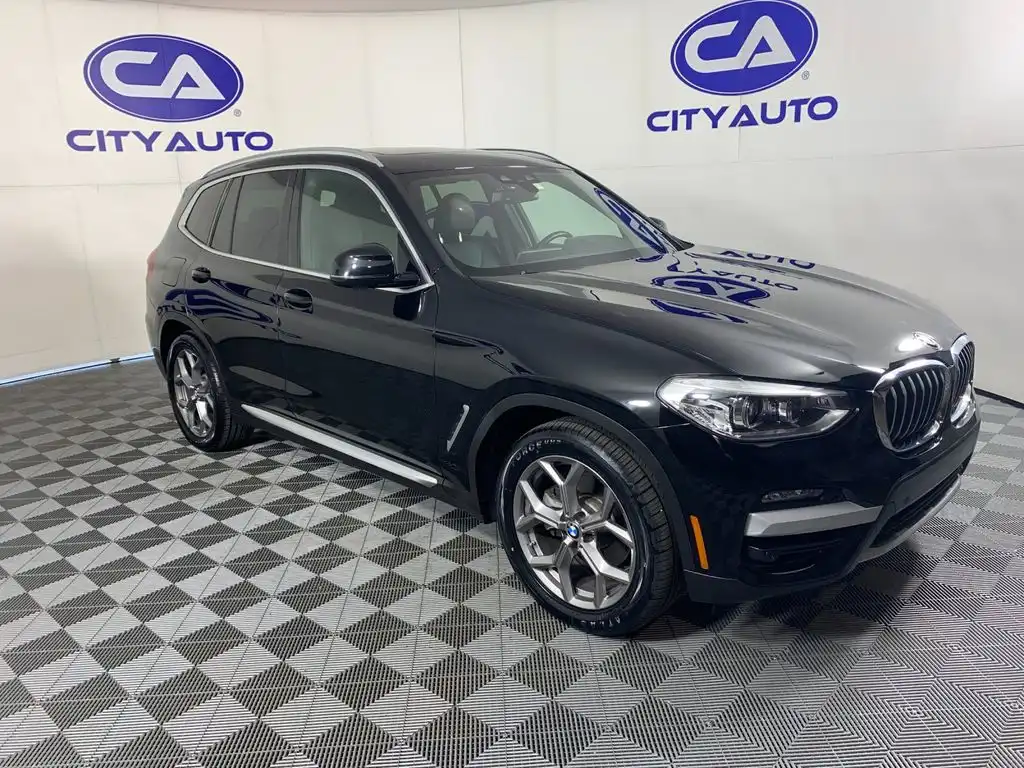 2021 BMW X3 sDrive30i's photo