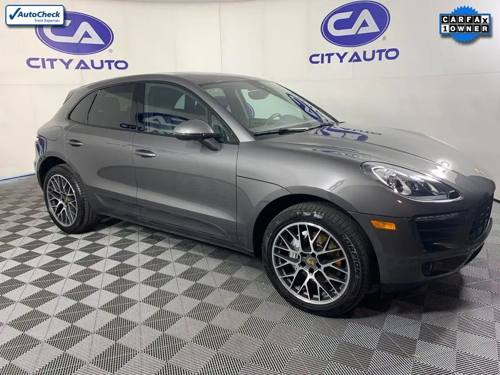 2018 Porsche Macan S's photo