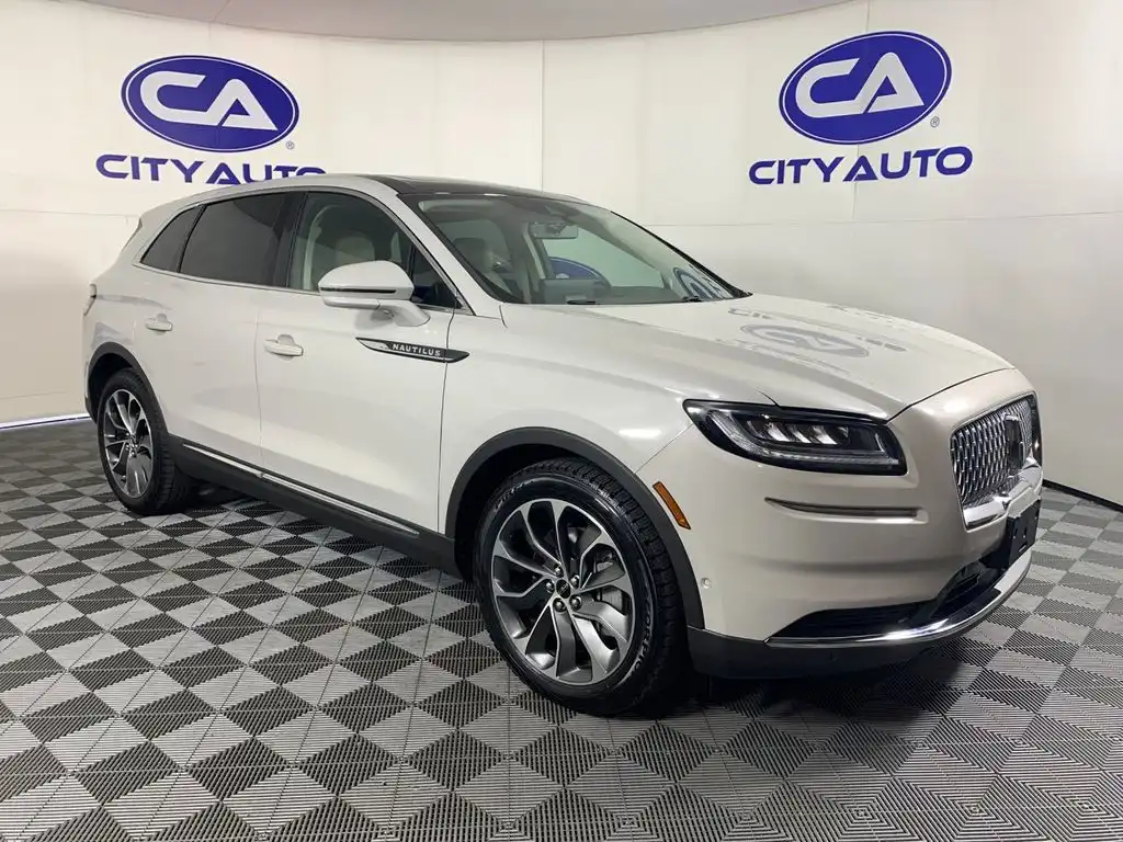 2021 Lincoln Nautilus Reserve FWD's photo