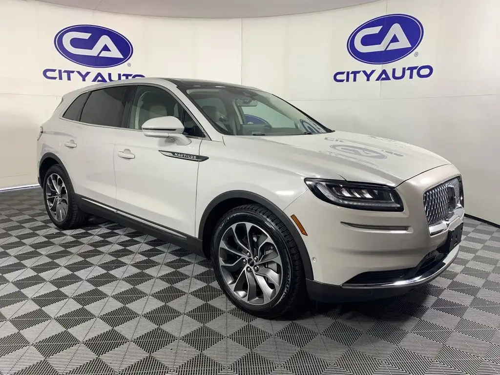 2021 Lincoln Nautilus Reserve FWD's photo