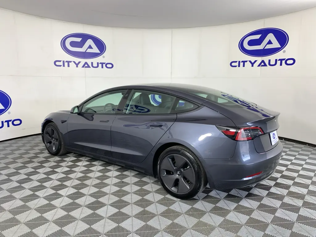 2023 Tesla Model 3 Long Range photo 5