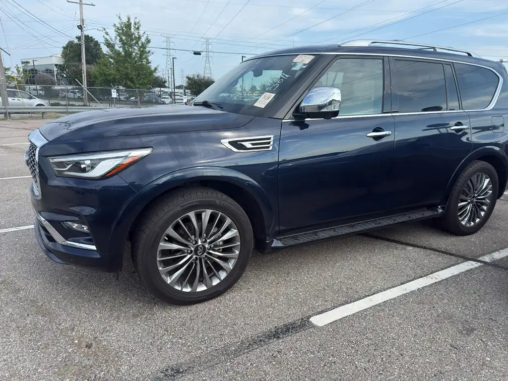 2021 INFINITI QX80 Sensory 4WD's photo