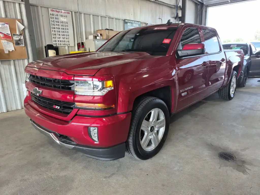 2018 Chevrolet Silverado 1500 LT Z71 4X4 Crew Cab Standard Box's photo