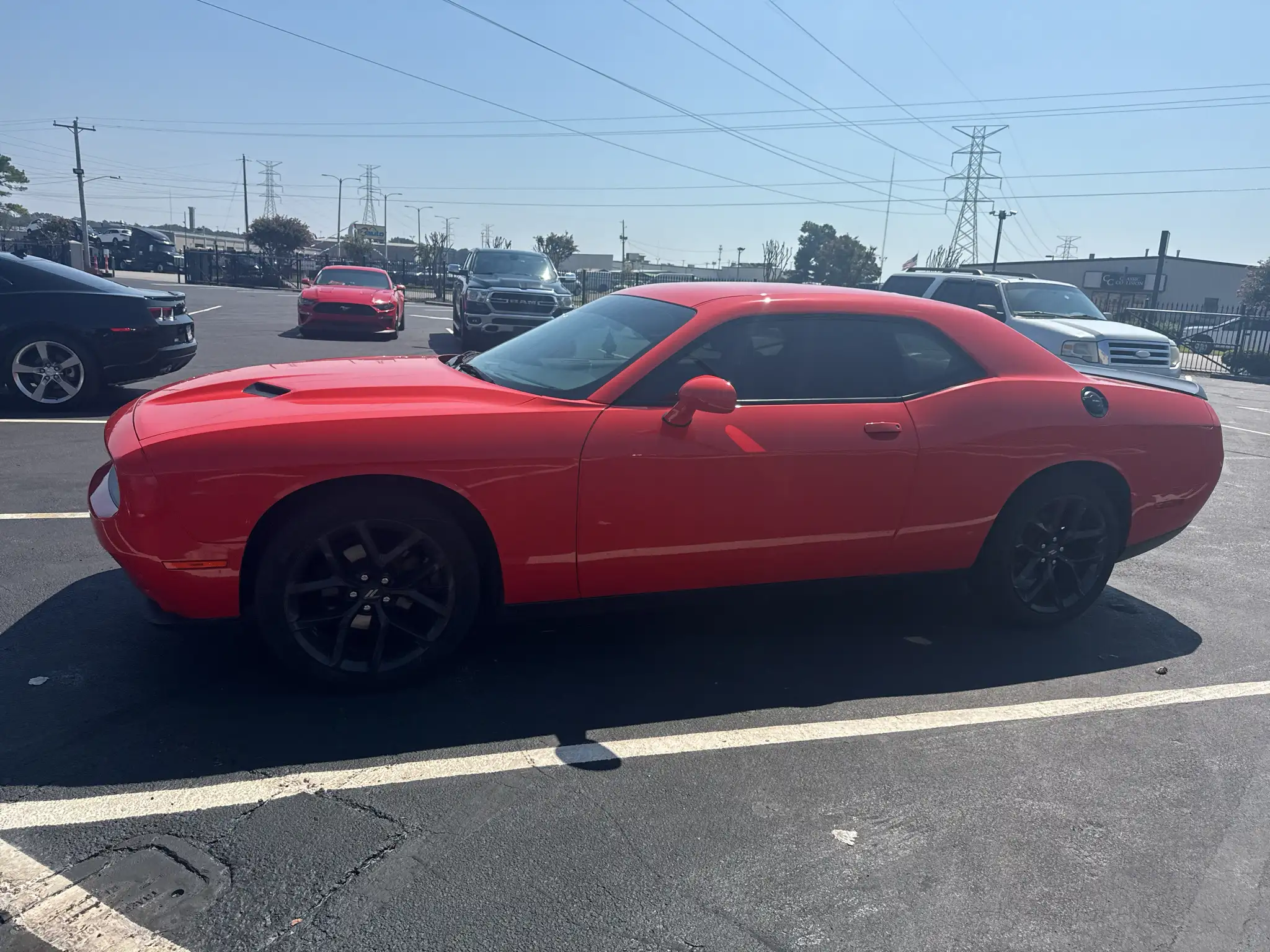 2021 Dodge Challenger SXT Auto's photo
