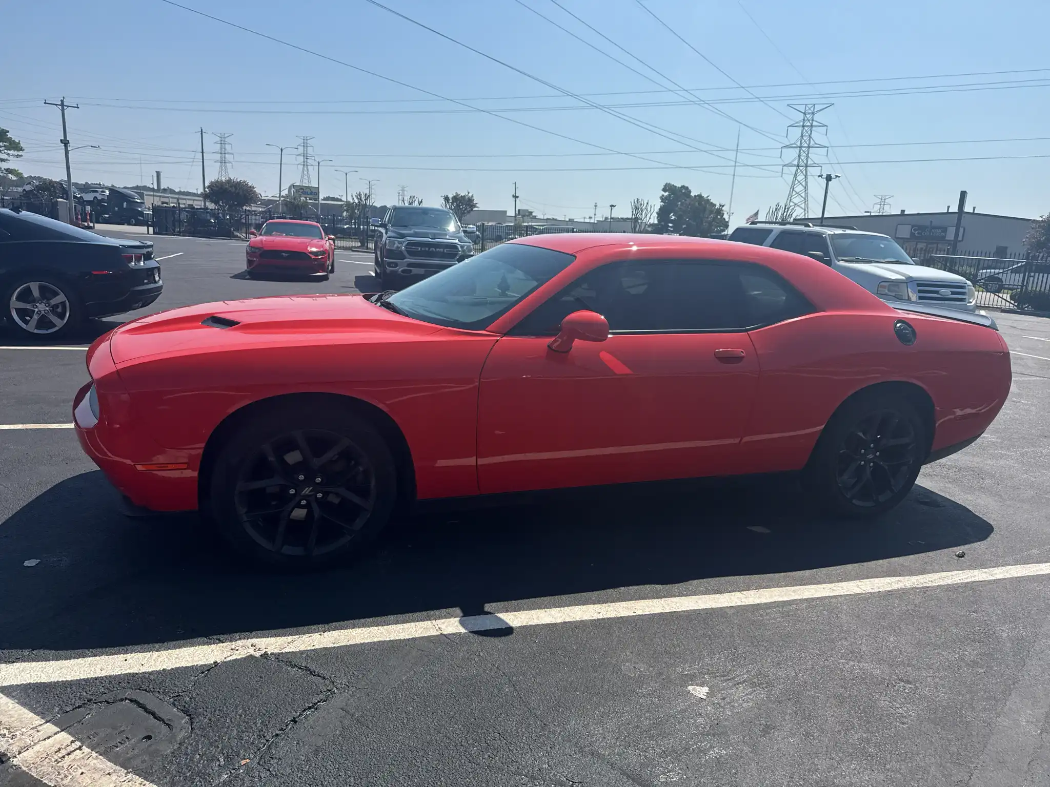 2021 Dodge Challenger SXT Auto's photo