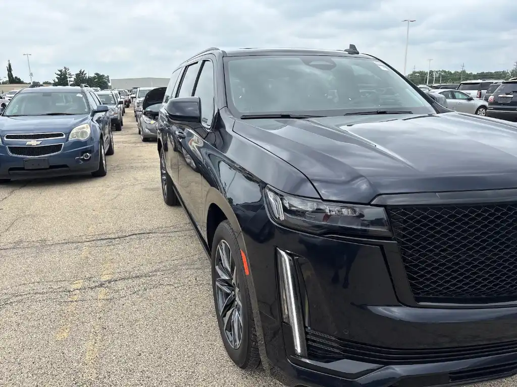 2023 Cadillac Escalade ESV 4WD Sport's photo