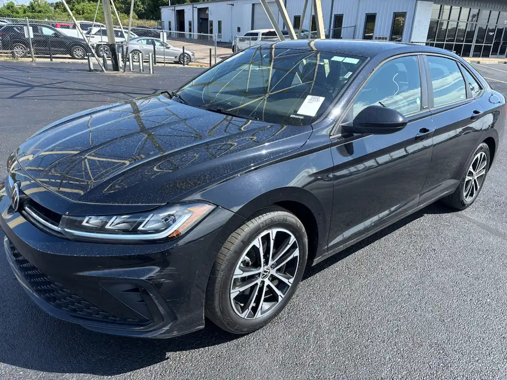 2025 Volkswagen Jetta 1.5T Sport Auto SULEV's photo