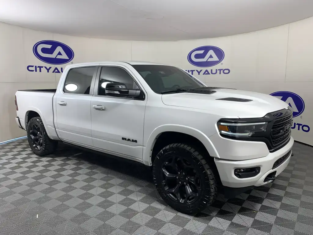 2022 RAM 1500 Limited 4WD Crew Cab 5'7's photo